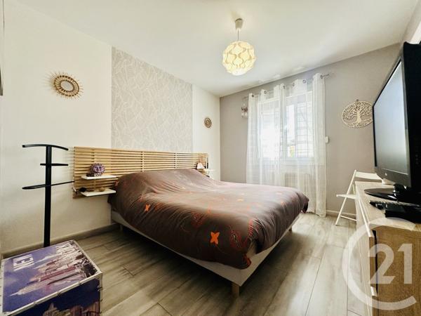 Maison à vendre  5 pièces - 90,52 m 2   COUZEIX  - 87
