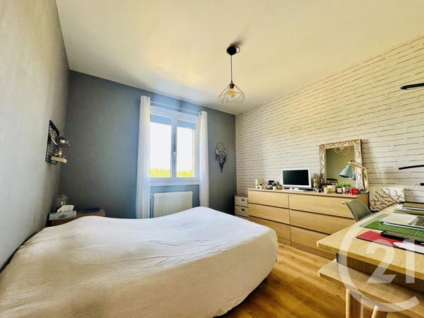 Maison à vendre  5 pièces - 90,52 m 2   COUZEIX  - 87