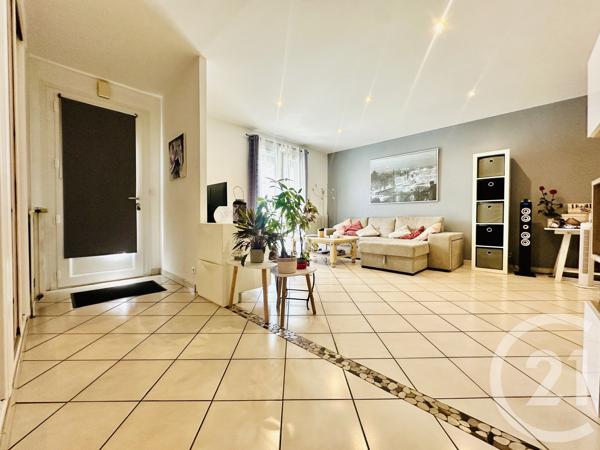 Maison à vendre  5 pièces - 90,52 m 2   COUZEIX  - 87