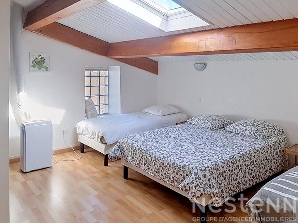 Maison 5 pièces à vendre à L'ÉGUILLE avec piscine et garage