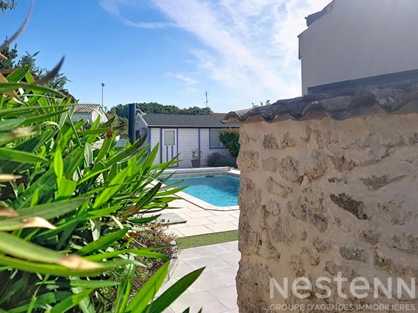 Maison 5 pièces à vendre à L'ÉGUILLE avec piscine et garage