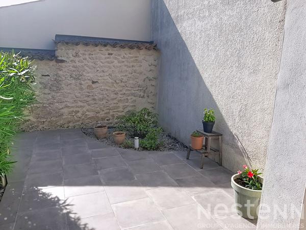 Maison 5 pièces à vendre à L'ÉGUILLE avec piscine et garage