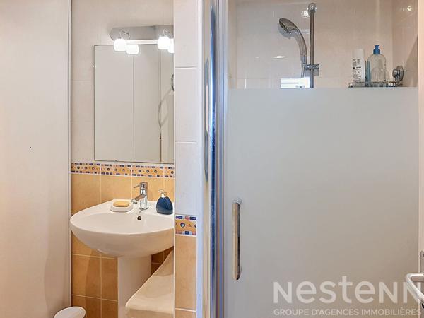 Maison 5 pièces à vendre à L'ÉGUILLE avec piscine et garage