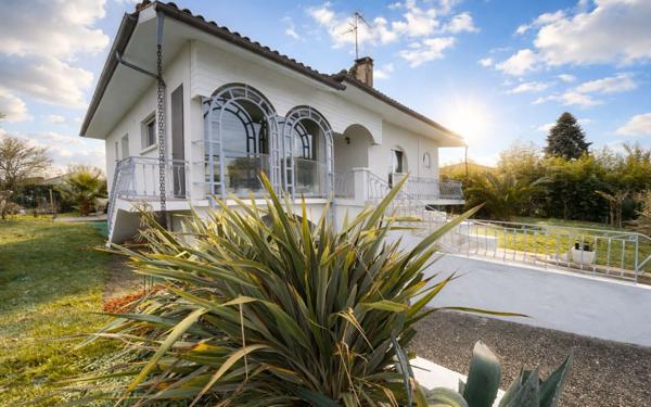 Maison à vendre    8 pièces •  Saint-Paul-lès-Dax