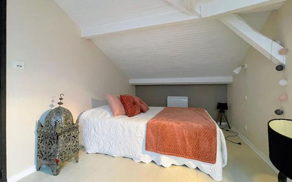 Maison à vendre    8 pièces •  Saint-Paul-lès-Dax