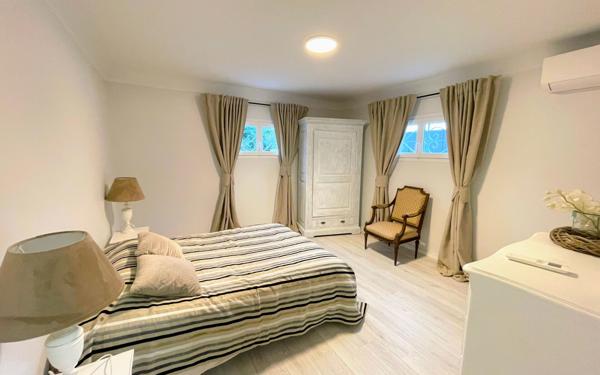 Maison à vendre    8 pièces •  Saint-Paul-lès-Dax