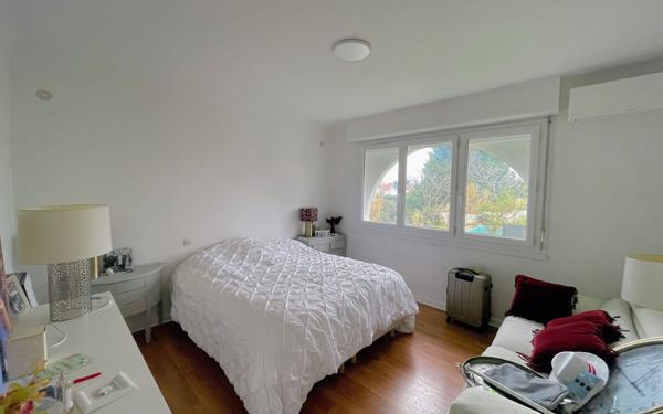 Maison à vendre    8 pièces •  Saint-Paul-lès-Dax