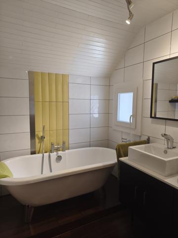 Maison rénovée avec goût,140 m² sur terrain 960 m².