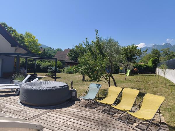 Maison rénovée avec goût,140 m² sur terrain 960 m².