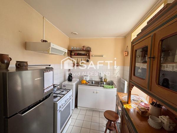 Maison au cœur du bourg – proche commodités