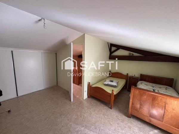 Maison au cœur du bourg – proche commodités