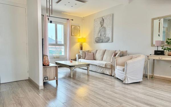 Maison à vendre    5 pièces • 127 m2 Morangis