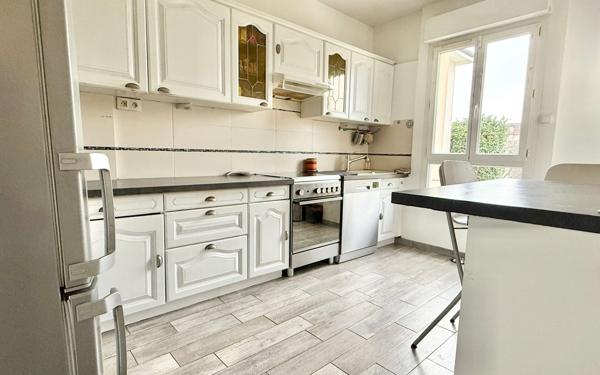 Maison à vendre    5 pièces • 127 m2 Morangis