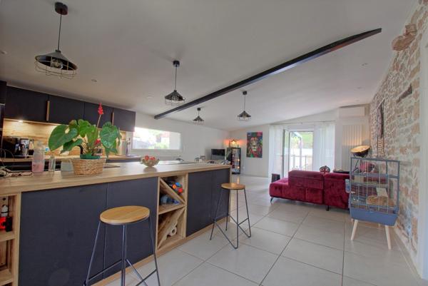 Maison 4 chambres et piscine a vendre à Sampans