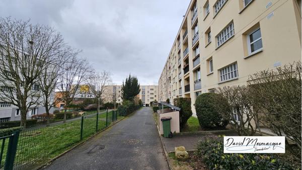 Châtenay-Malabry (92290) Appartement 4 pièces lumineux et rénové à Châtenay-Malabry