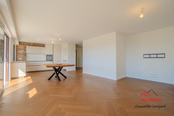 Appartement 134 m² au dernier étage avec vue sur le Salève