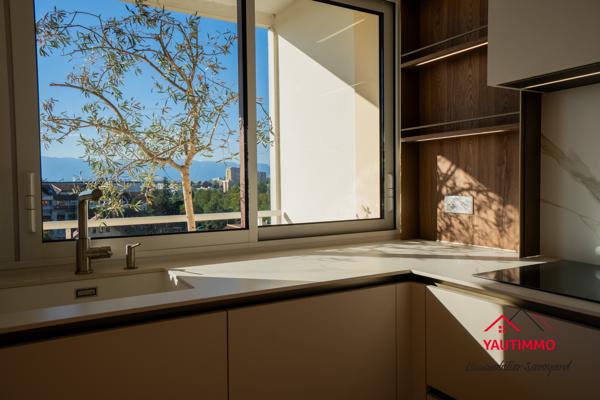 Appartement 134 m² au dernier étage avec vue sur le Salève