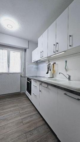 BOURGES APPARTEMENT 32.3 M² RENOVÉ ET MEUBLÉ BALCON