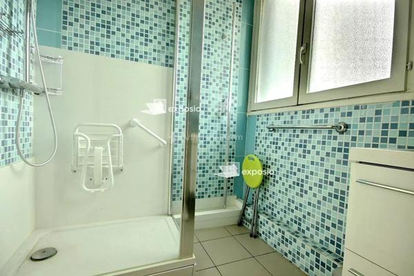 Vente                                                      Appartement
                        
                     3 pièces                      73 m2                     à Asnières-sur-Seine