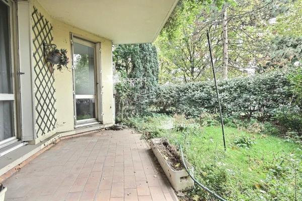 Vente                                                      Appartement
                        
                     3 pièces                      73 m2                     à Asnières-sur-Seine