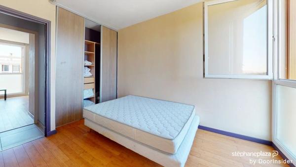 Location                                                      Appartement
                        
                     3 pièces                      54 m2                     à Vitry-sur-Seine