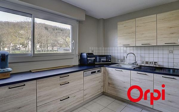 Appartement à vendre    4 pièces • 79 m2 Bourgoin-Jallieu