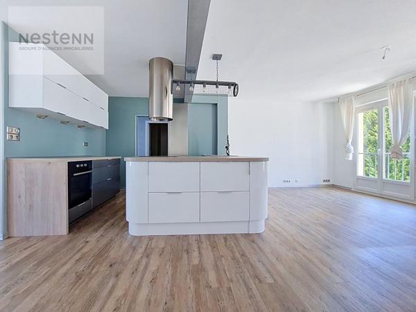 ORLEANS SAINT VINCENT / PARC PASTEUR - T4 - 88M2 - BALCON - BOX ET CAVE