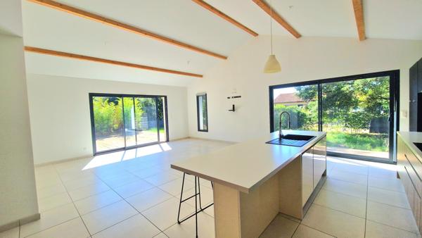LABENNE - Maison contemporaine de plain-pied - 5 chambres - DPE A - Garage - Jardin