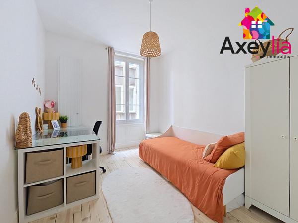 A VENDRE - ROANNE - BEL APPARTEMENT AU CENTRE VILLE