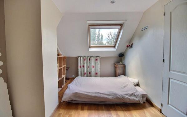 Maison à vendre    5 pièces • 102,40 m2 Corbeil-Essonnes