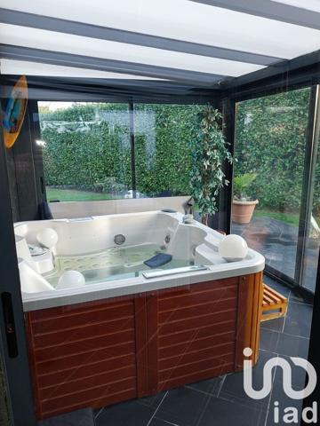 Maison 5 pièces de 135 m² à Annequin (62149)