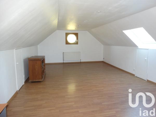 Maison 5 pièces de 135 m² à Annequin (62149)