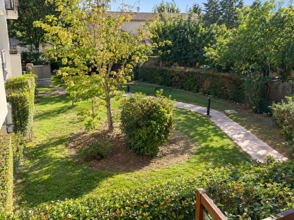 Appartement
         3 pièces
        - 73 m² 170 000 € *