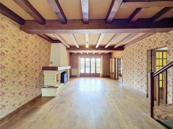Maison à vendre 189 792 € Saint-Yrieix-sur-Charente 5 p 166 m² DPE C
