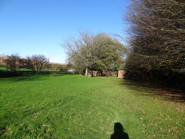 Plounévez-Quintin (22110) Maison spacieuse et éco-responsable