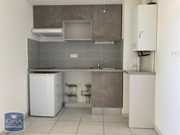 Appartement à louer 1 pièce 24.77m²