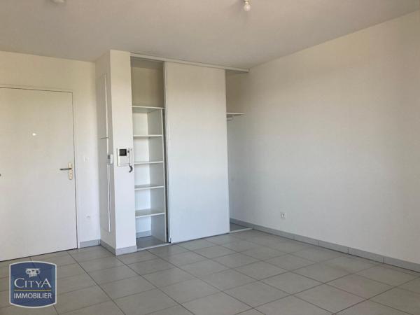 Appartement à louer 1 pièce 24.77m²
