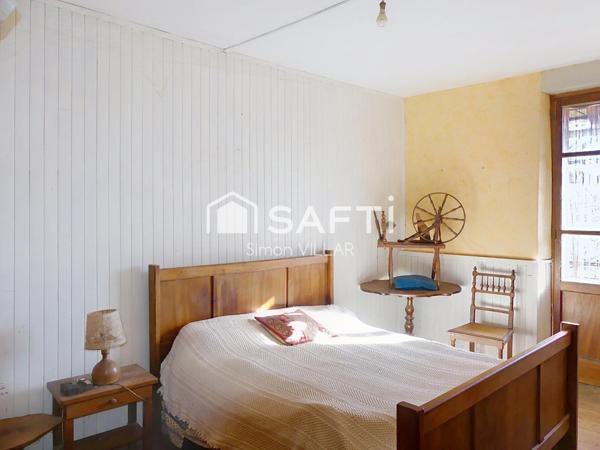 Corps de ferme avec une vue imprenable exposé Sud