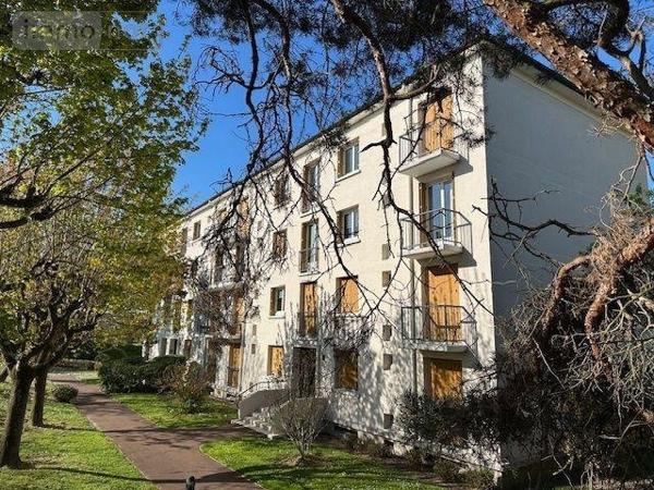 Appartement à vendre à Montmorency dans le Val-d'Oise (95160), ref : M212   
BAS