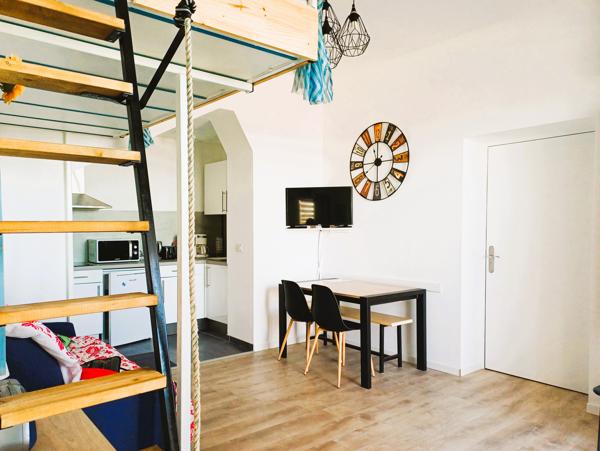 Studio avec terrasse sur la corniche Toutes les caractéristiques