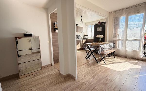 Appartement à vendre    4 pièces • 72 m2 Neuilly-sur-Marne