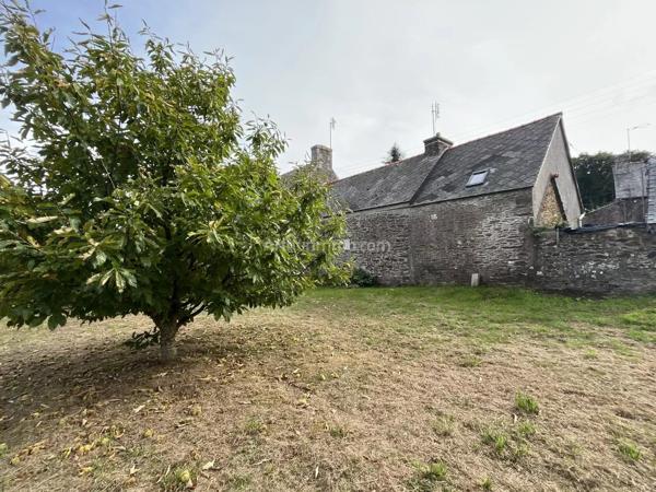 Vente                                                      Maison
                        
                     3 pièces                                         à Gurunhuel