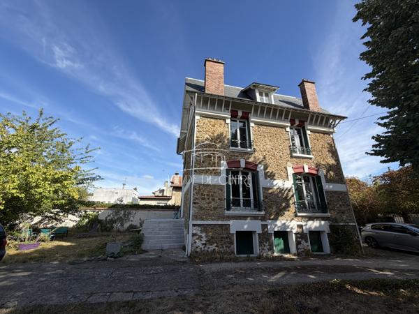Maison meulière 9 pièces