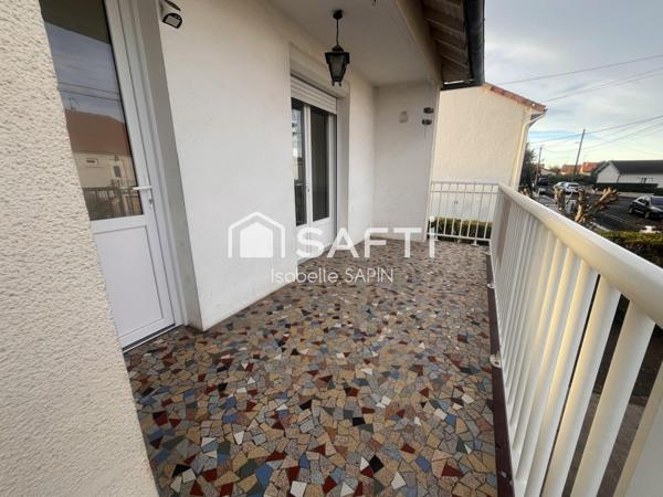 Maison sur sous-sol de 1963 très bien entretenue, sans travaux avec 3 chambres et 1 joli jardin de 500m²