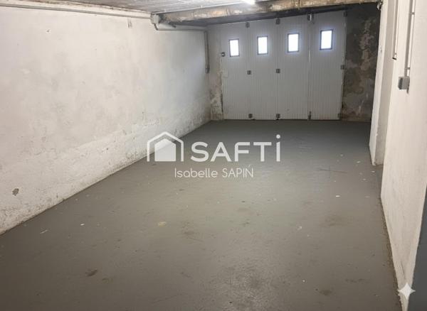 Maison sur sous-sol de 1963 très bien entretenue, sans travaux avec 3 chambres et 1 joli jardin de 500m²