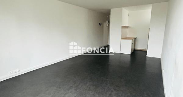Location Studio 32.79 m² - Savigny-sur-orge 91600