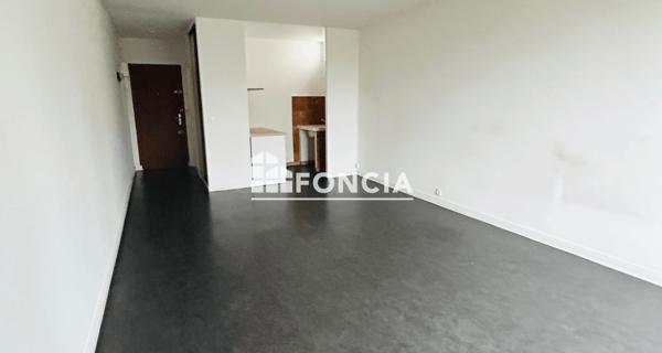 Location Studio 32.79 m² - Savigny-sur-orge 91600