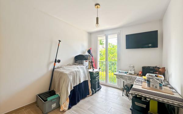 Appartement à vendre    3 pièces • 80 m2 Martigues
