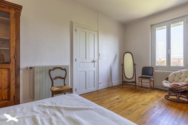 Maison 220 920 € Châtillon-sur-Indre 6 p 194 m² DPE E