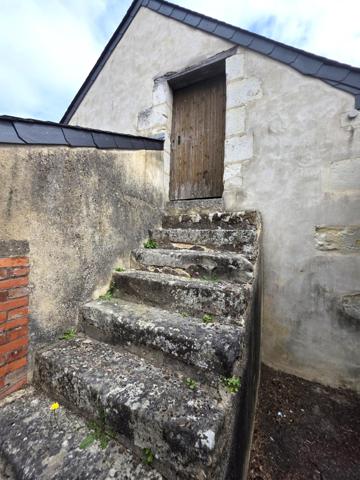 Maison de charme en coeur de bourg ! A visiter sans tarder !